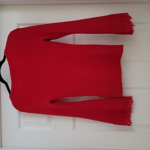 Sweater - Picture 5 of 6